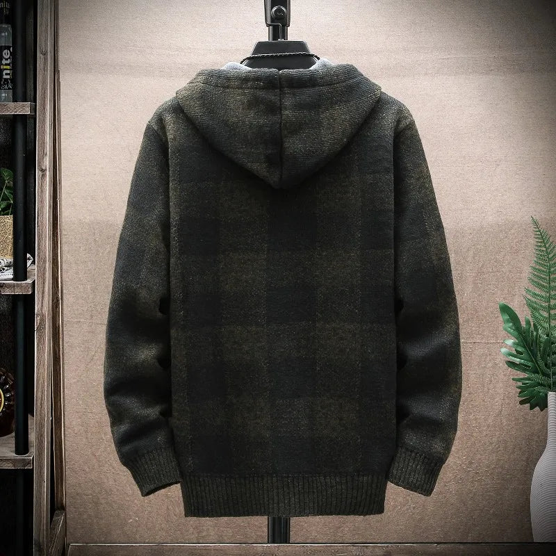 New Winter Plaid Men's Sweater